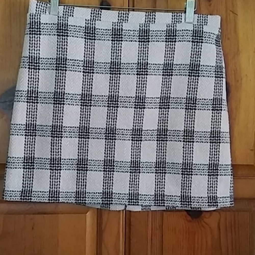 Wild Fable Pink and Black Skirt Size L